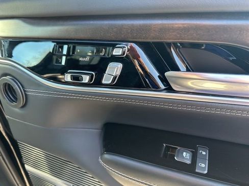Used 2023 Jeep Grand Wagoneer Series II w/ Flexible Seating Group AWD/4WD image 55