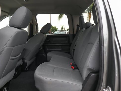 Used 2013 RAM 2500 Tradesman w/ Chrome Appearance Group image 30