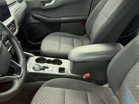 Used 2023 Ford Escape Active w/ Tech Pack #2 image 11