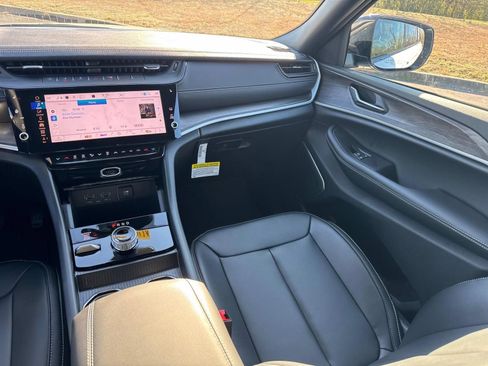 New 2026 Jeep Grand Cherokee Limited image 19