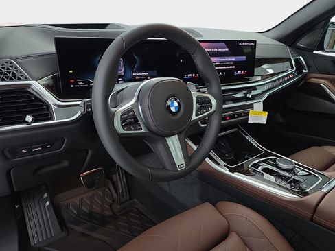 New 2026 BMW X5 xDrive40i w/ M Sport Package AWD/4WD image 16