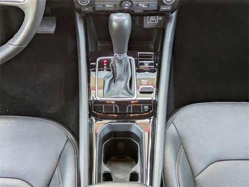 Used 2023 Jeep Compass Limited image 21