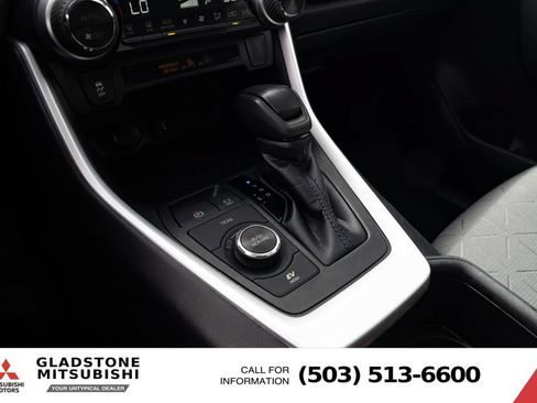 Used 2022 Toyota RAV4 XLE w/ Convenience Package AWD/4WD image 18