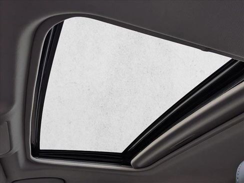 Used 2022 Toyota RAV4 XLE Premium image 15