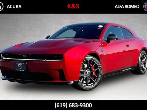 Used 2024 Dodge Charger Daytona Scat Pack w/ Plus Group AWD/4WD image 1