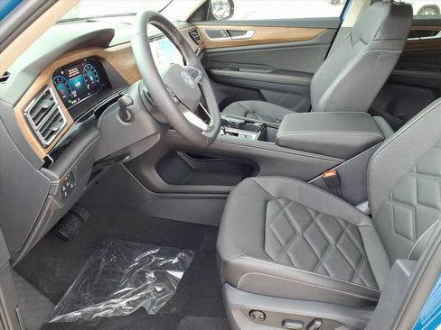 New 2026 Volkswagen Atlas SE FWD image 11