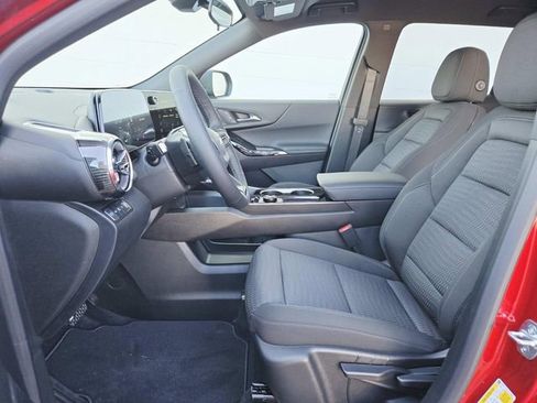 New 2026 Chevrolet Equinox LT w/ LPO, Floor Liner Package image 8