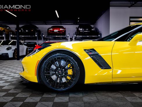 Used 2019 Chevrolet Corvette Z06 image 11