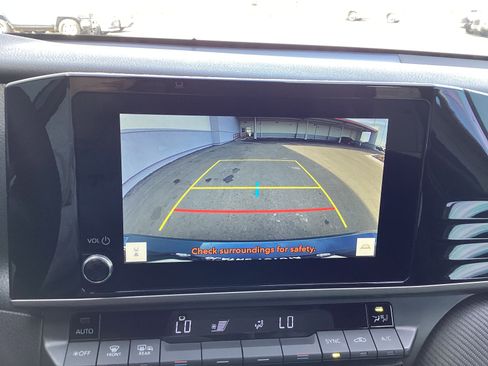 Certified 2025 Toyota Camry SE image 36