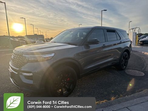 Used 2021 Ford Explorer ST w/ ST Street Pack AWD/4WD image 4