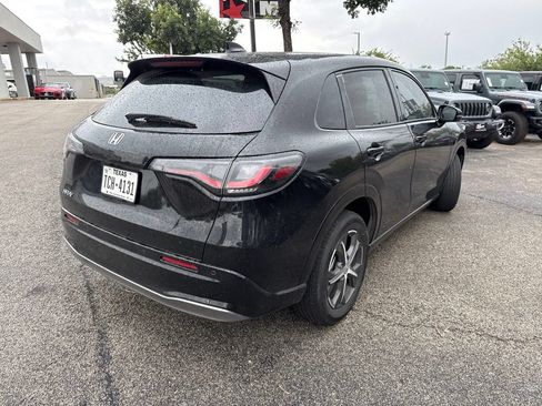 Used 2024 Honda HR-V EX-L image 8