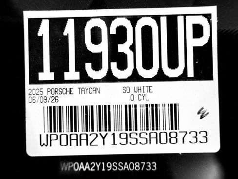 Certified 2025 Porsche Taycan w/ Premium Package RWD image 28