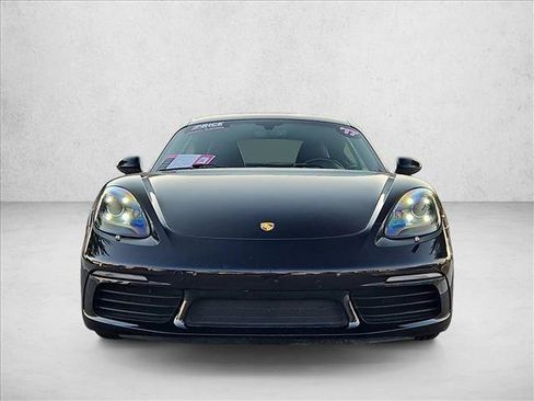 Used 2017 Porsche 718 Cayman RWD image 2