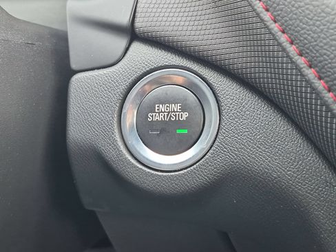 Certified 2023 Chevrolet Equinox RS AWD/4WD image 17