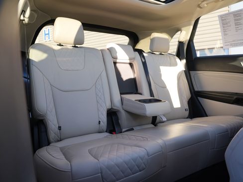 Used 2024 Ford Edge Titanium w/ Equipment Group 301A image 34