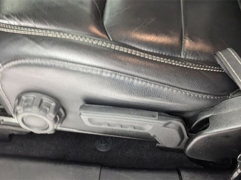 Used 2020 Jeep Gladiator Overland w/ Dual Top Group image 29