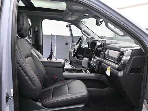 New 2026 Ford F350 Lariat w/ Black Appearance Package image 9