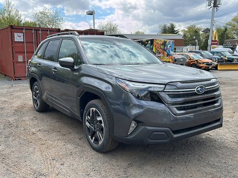 New 2026 Subaru Forester Touring AWD/4WD image 5