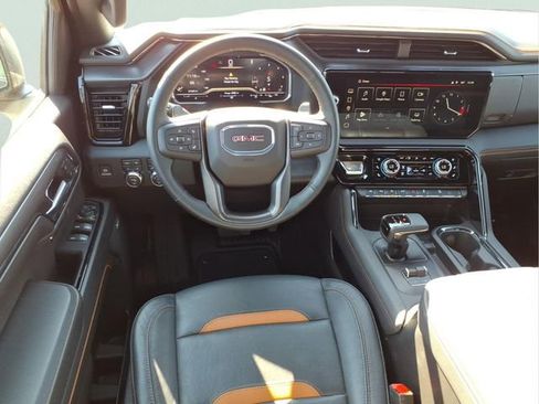 Certified 2024 GMC Sierra 1500 AT4 w/ Technology Package image 15
