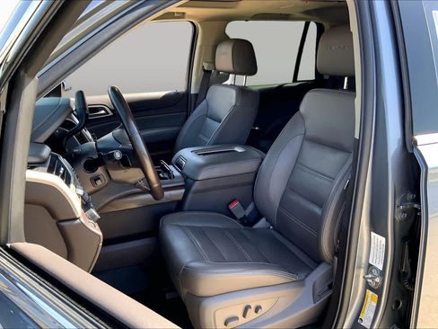 Used 2019 GMC Yukon Denali w/ Denali Ultimate Package AWD/4WD image 7