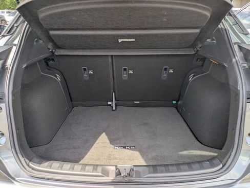 Used 2023 Nissan Kicks SR w/ SR Premium Package FWD image 24
