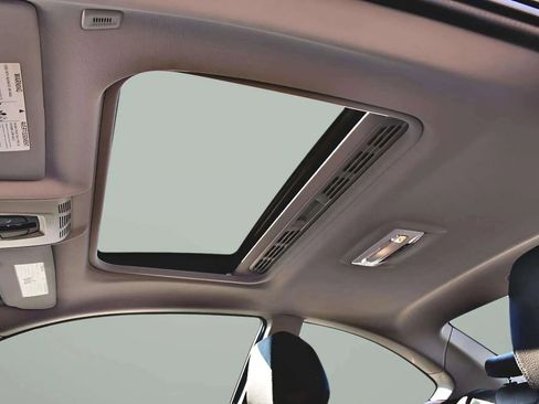 Used 2015 BMW 228i xDrive 228i xDrive Coupe 2D image 20