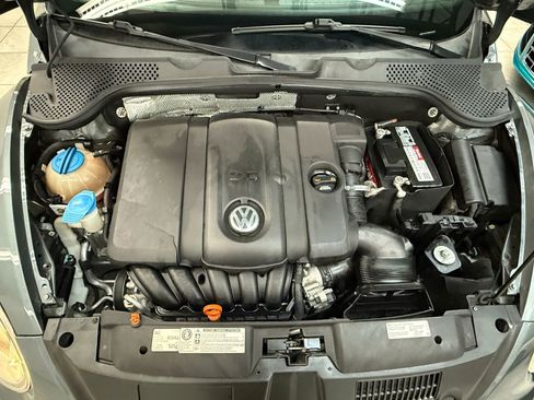 Used 2013 Volkswagen Beetle 2.5 image 30