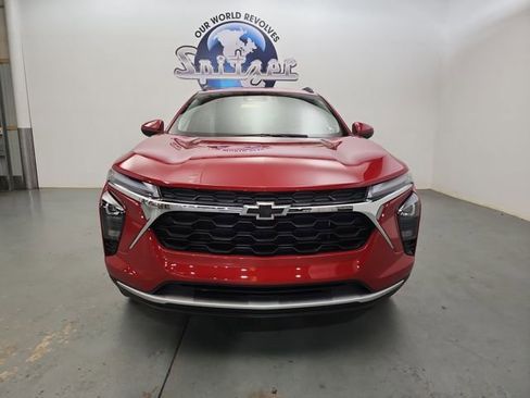 New 2026 Chevrolet Trax LT w/ Driver Confidence Package image 10