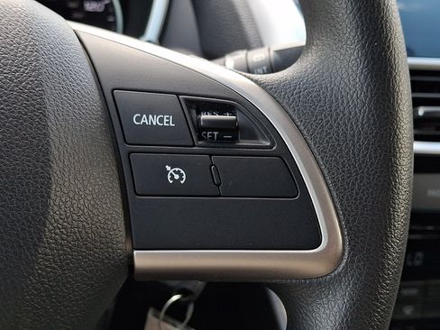 Used 2018 Mitsubishi Eclipse Cross LE AWD/4WD image 24