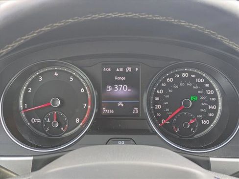 Used 2021 Volkswagen Atlas Cross Sport SE image 11