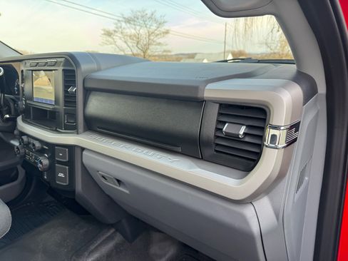 Used 2023 Ford F350 XLT w/ 360-Degree Camera Package AWD/4WD image 19