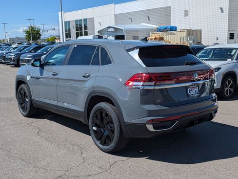 New 2026 Volkswagen Atlas Cross Sport SE AWD/4WD image 8