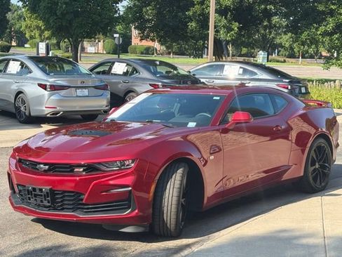 Used 2023 Chevrolet Camaro SS RWD image 3