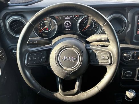 Used 2022 Jeep Gladiator Sport image 20