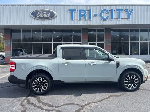 Used 2024 Ford Maverick Lariat image 1