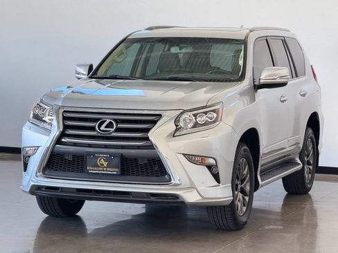 Used 2019 Lexus GX 460 Premium AWD/4WD image 3