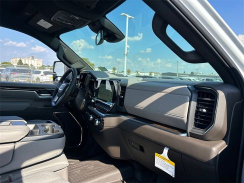 New 2026 GMC Sierra 3500 SLE image 35