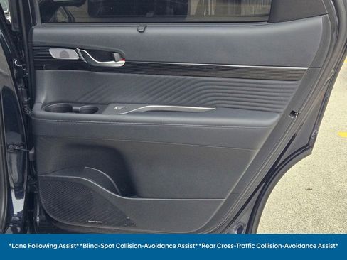 Used 2023 Hyundai Palisade Calligraphy image 14