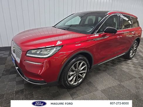 Used 2021 Lincoln Corsair AWD w/ Premium Package image 11
