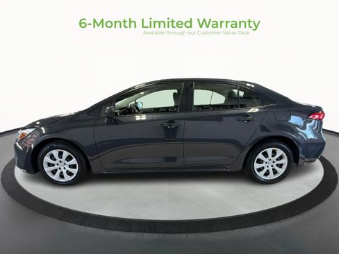 Used 2023 Toyota Corolla LE FWD image 4