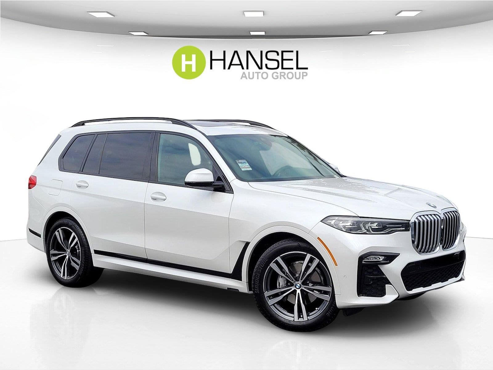 Used 2022 BMW X7 xDrive40i w/ M Sport Package AWD/4WD image 1
