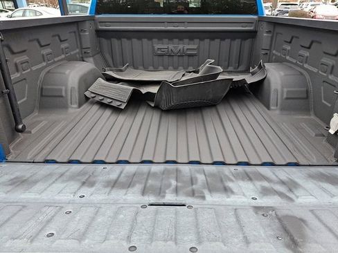 Used 2022 GMC Sierra 1500 Elevation w/ LPO, Elevation Black Package image 32