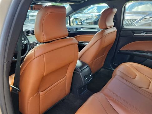 Used 2019 Ford Fusion Titanium image 12