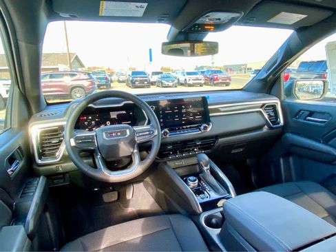 New 2026 GMC Canyon Elevation image 40