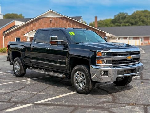 Used 2019 Chevrolet Silverado 2500 LTZ w/ Duramax Plus Package AWD/4WD image 1