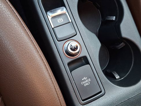 Used 2018 Audi Q3 2.0T Premium Plus image 28