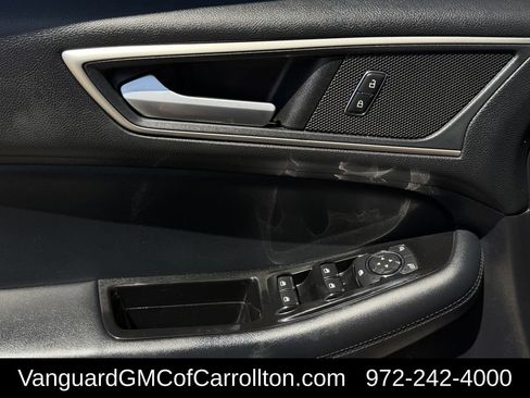 Used 2019 Ford Edge SEL w/ Cold Weather Package FWD image 26