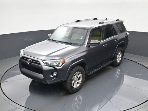 Used 2022 Toyota 4Runner SR5 image 30