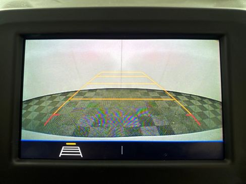 Used 2020 Chevrolet Equinox LT w/ Sport Edition image 15