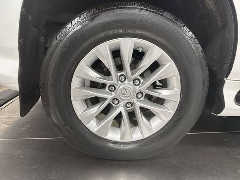 Used 2017 Lexus GX 460 460 image 13